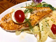 香煎三文鱼-申德勒加油站餐厅(三里屯北小街店)