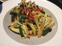 -上名堂·鱼头好吃(体育场路店)