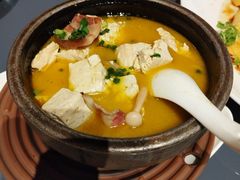 -丽华园·武汉地标楚菜餐厅(青山江滩店)