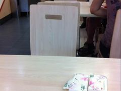 -来必堡(娄山关路店)