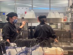 -霸王茶姬(上海静安大悦城店)