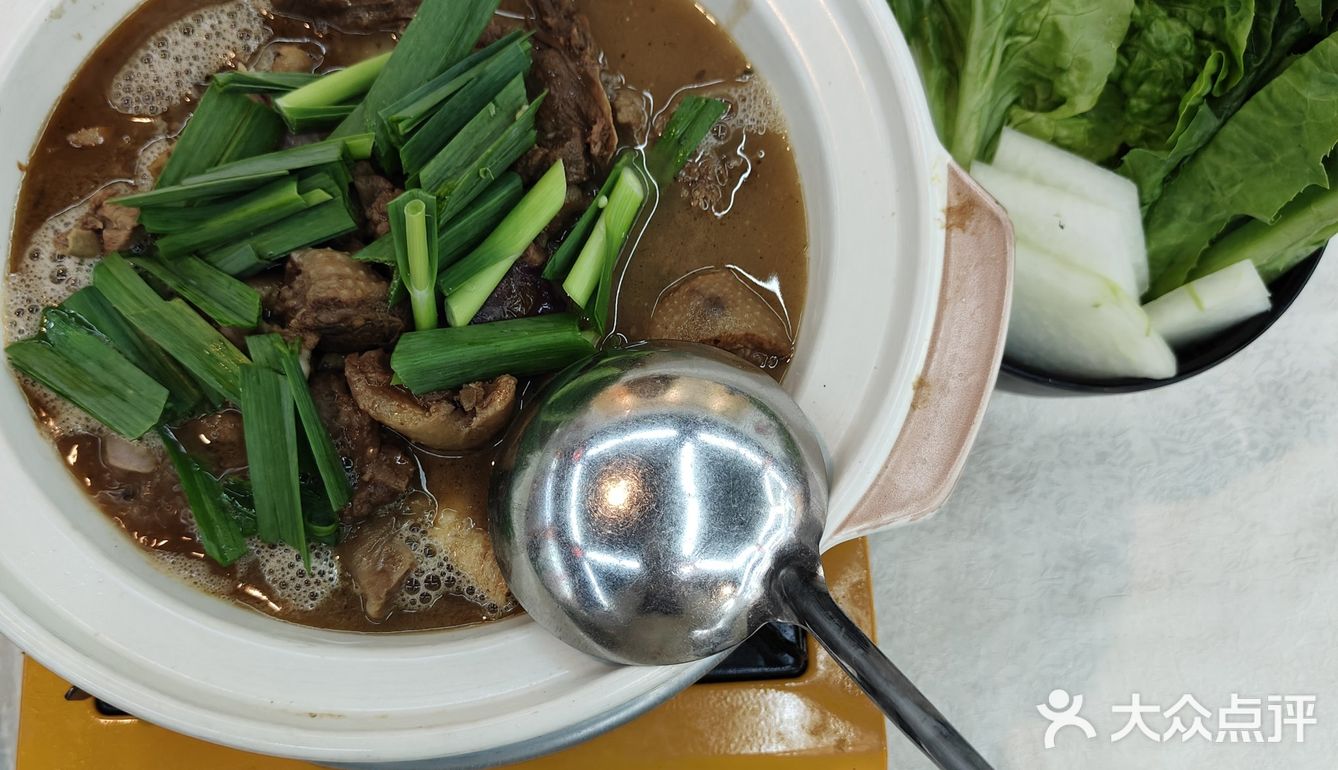 拜完黄大仙就来食万丰菜馆｜寻味芳村便靓正😎