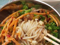 -红鼻子桂林米粉(金唐新光界店)