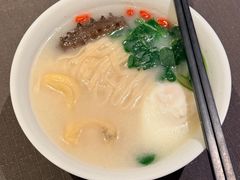 -肆月河豚·新淮扬菜·烤鸭(中关村店)