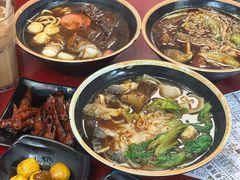 鱼蛋+八爪鱼+牛肉丸+粗面-新记车仔面
