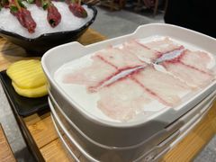 -江小渔鲜鱼火锅(冠亚星城店)