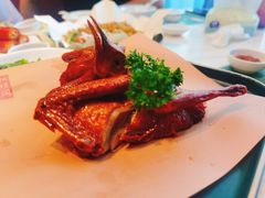 -悦得闲广式点心茶楼(蓝鲸世界店)