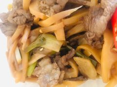 -牛八宝桂林米粉(八里庄店)