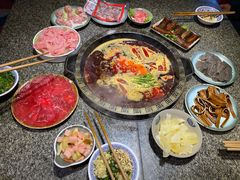 -佬革命主题火锅(玉沙路店)