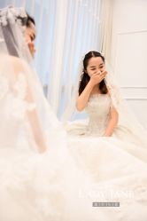 -Lady  Jane高端婚纱礼服馆