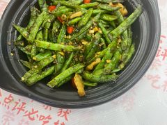 -堂瓦里·33年传统赣菜(第一街区店)