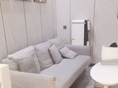 -逸米酒店(广州中山大学附属第一医院东山口地铁站店)