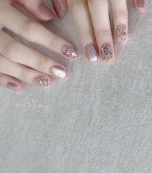 -LILY NAILS美甲美睫
