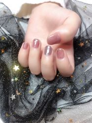 -爱美睫美甲会馆