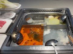 -海底捞火锅(新松江路生日主题店)