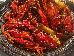 -肥肥虾庄·金牌油焖大虾(杨园滨江时代walk店)