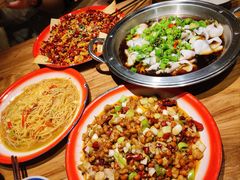 -泥糊破店小酒馆·团建聚餐(南京西路店)