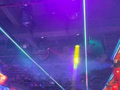 -喜鹊音乐酒馆(西街店)