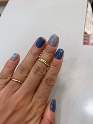 -进巍美甲美睫店
