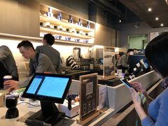 -瑞幸咖啡(1+1大厦店)