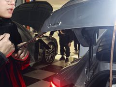 -鲨鱼皮汽车凹陷玻璃修复(静安店)