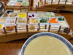 -香麒园·过桥米线·南湖雅宴