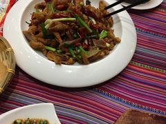 -香巴拉云南餐厅(华莱坞店)