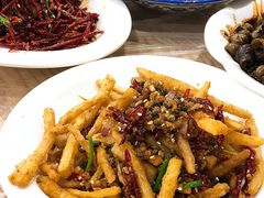 -江城燕子大排档(江汉路步行街店)