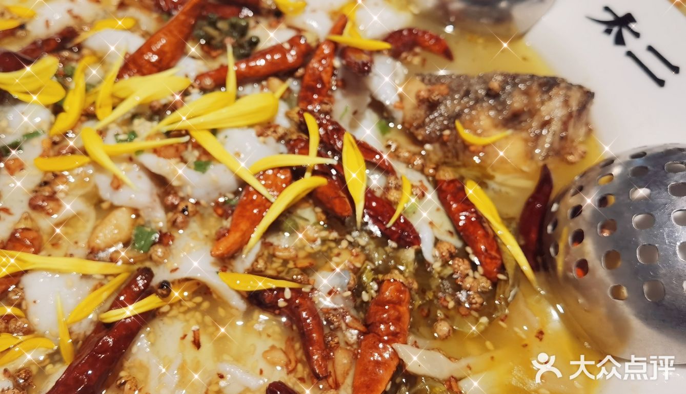 又软又黏，巨好吃。「五常大米」现在可以点半份