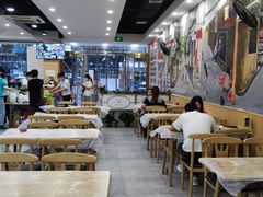 大堂-江城燕子大排档(江汉路步行街店)