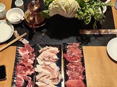 -果松木炭酸菜铜火锅·外婆参鸡汤