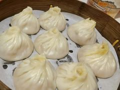 -馋三尺蟹粉小笼(人民广场店)