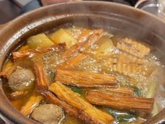-阿润打边炉·鲜切鸡煲(华漕店)