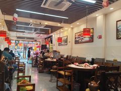 -地锅公社·现炒地锅鸡·地锅鱼·夜宵(罗锦路店)