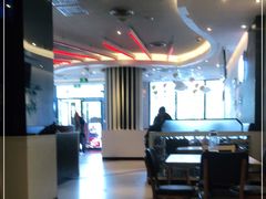 大堂-必胜客(绿地新都会店)