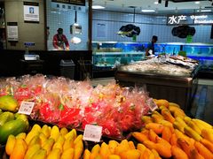 -中百仓储超市有限公司(越秀星汇维港店)