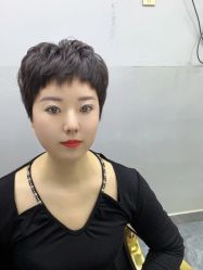 -东方美妍小鹏造型