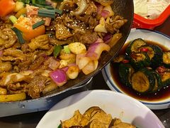 -富正毅三下锅·湘西韵味(天门山索道店)