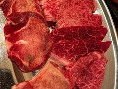 -和牛放题的殿堂 肉屋横丁(秋叶原店)