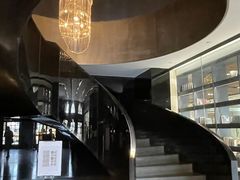 -YUE·6·西式融合餐厅(外滩六号店)