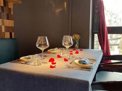 -弦月窗LUNETTE BY AMANDA(复兴路店)