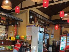 -富正毅三下锅·湘西韵味(天门山索道店)