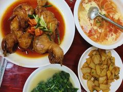 -芦茨金富饭庄·25年老字号·专做稻草鸡