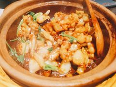 啫啫牛蛙煲-鹊玥·粤菜小馆(汇智国际商业中心店)