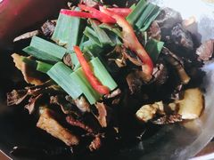 笋干烧肉-九华山友谊土菜馆 小资餐厅