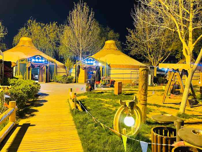 九十九顶毡房(清河店)-"在内蒙古一号用的餐,服务好,有特色,很好.