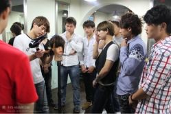 JERRY 在分享发型-予約时尚造型