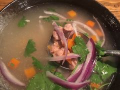 羊肉汤-阿里家·新疆烤肉酒場 by MIG