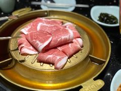 -猪啊牛呀羊啊铜盘烤肉(正大广场店)