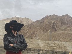 -无极龙凤宫